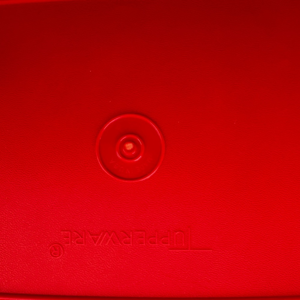 Tupperware lunch box - Picture 2 of 5
